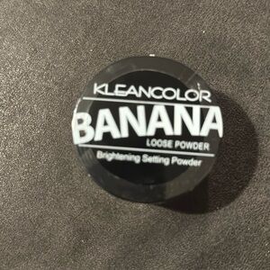 Kleancolor Banana Setting Powder